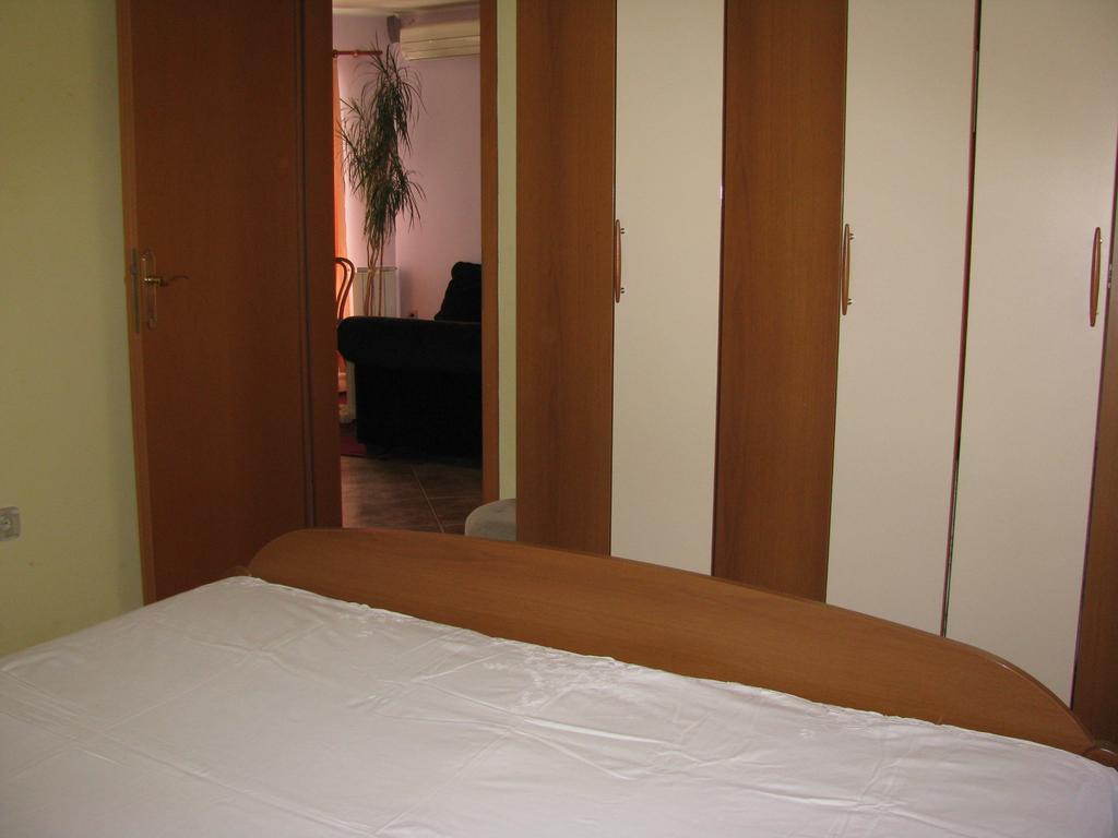 Apartment Megi Tribalj Exterior foto